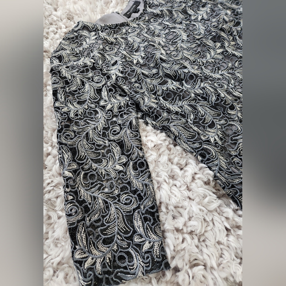 ST. JOHN Plume Embroidered Guipure Dress 4 - Picture 3 of 10